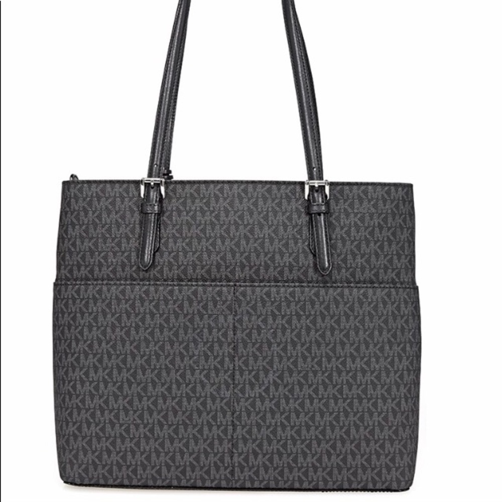 Brand new Michael Kors purse